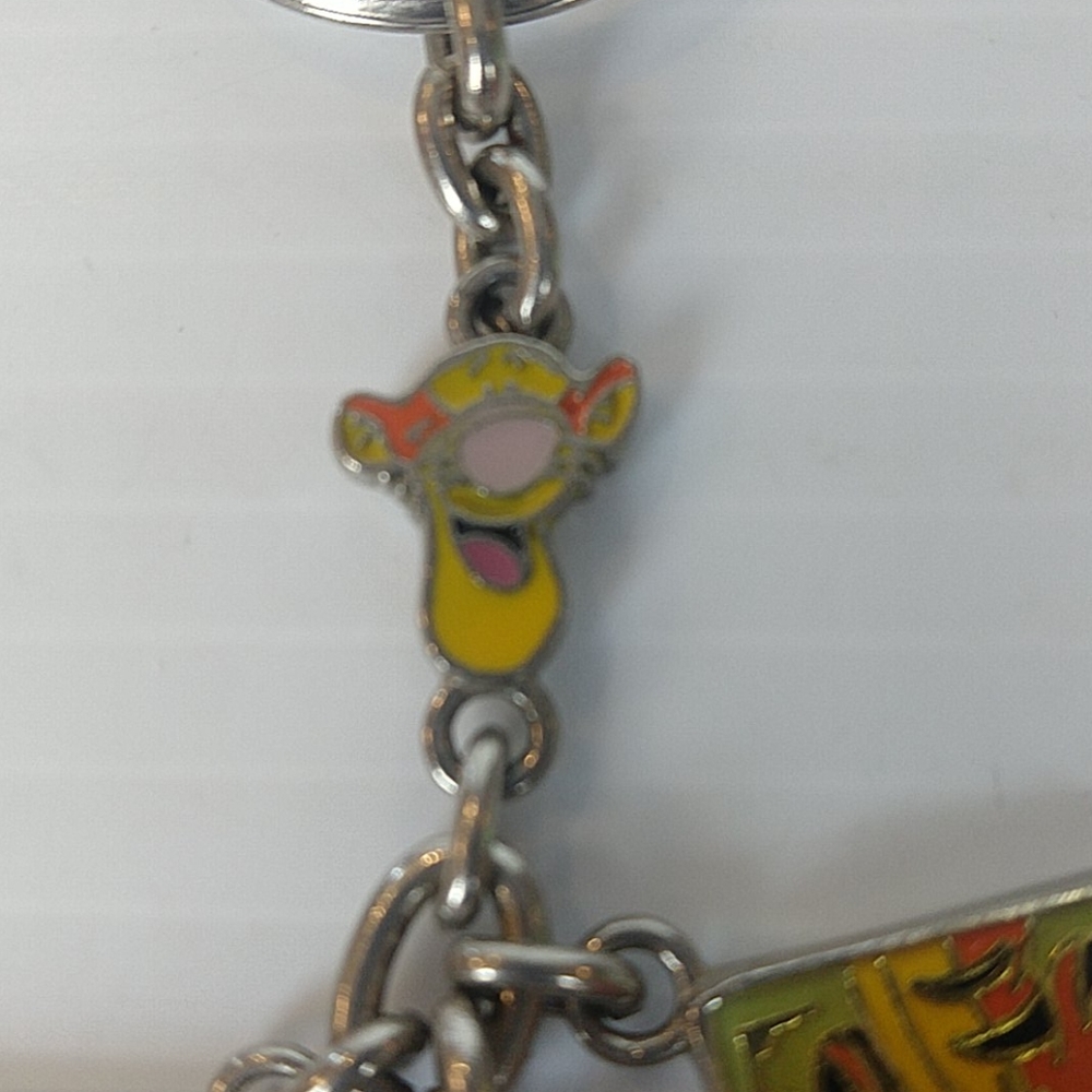 Disney Tigger Key Chain Colorful Enamel - Picture 2 of 9